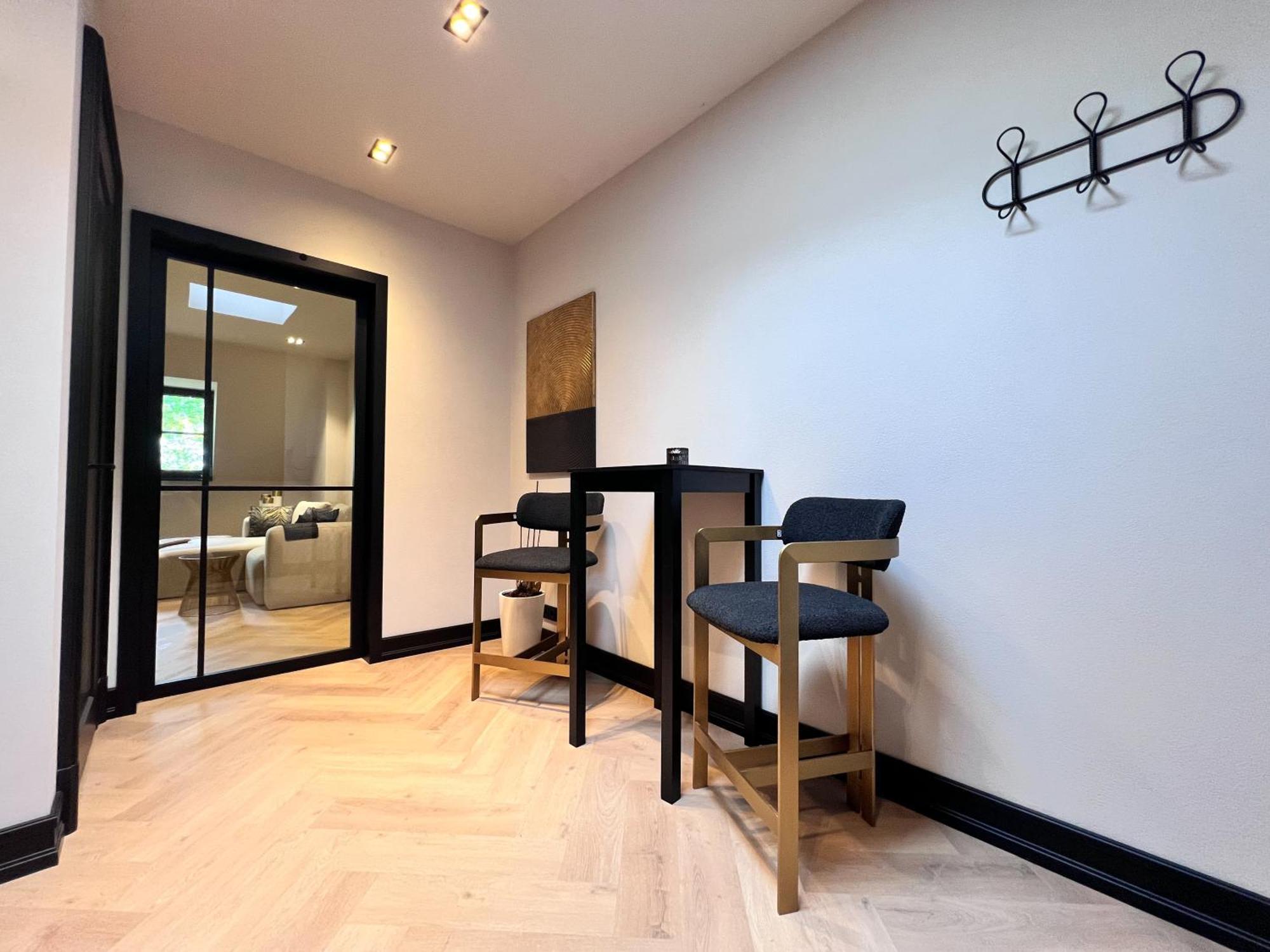 * Stadtvilla Plauen * * Aussergewoehnlich * 2 Zimmerwohnung * Zentrumsnah Экстерьер фото